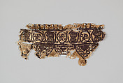 Fragment of a Tunic, Wool, linen; plain weave, tapestry weave