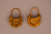 Earring, One of a Pair, Gold; wire, strips, filigree, and granulation