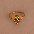 Ring, Gold and gemstone
