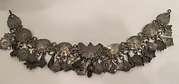 Necklace, Silver, enamel, coral