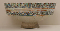 Bowl, Stonepaste; stain and overglaze painted (so-called mina'i)