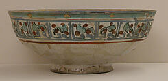 Bowl, Stonepaste; polychrome inglaze and overglaze painted and gilded (mina'i)