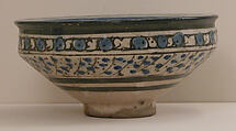 Bowl, Stonepaste; underglaze painted (Sultanabad ware)