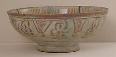 Bowl, Stonepaste; glazed and luster-painted, turqoise and blue lines