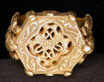 Ring, Gold; cast, chased