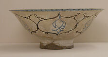 Bowl, Stonepaste; overglaze painted, so-called "mina'i" ware