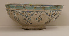 Bowl, Stonepaste; overglaze painted, so-called "mina'i" ware