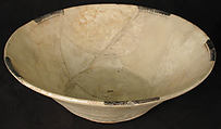 Bowl, Earthenware; slip covered with monocrhome slip decoration under transparent glaze