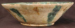 Bowl, Earthenware; white slip, incised and splashed with polychrome glazes under transparent glaze (sgraffito ware)