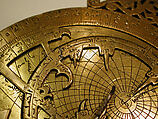 Astrolabe of ‘Umar ibn Yusuf ibn ‘Umar ibn ‘Ali ibn Rasul al-Muzaffari, ‘Umar ibn Yusuf ibn ‘Umar ibn ‘Ali ibn Rasul al-Muzaffari (Yemini, ruled 1295–96), Brass; cast and hammered, pierced, chased, inlaid with silver