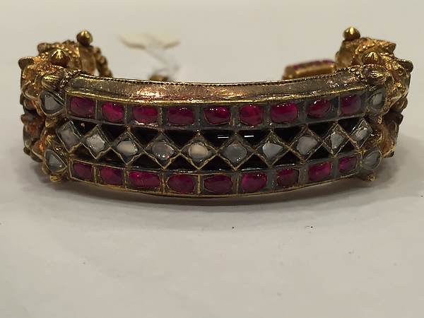 Bracelet with Lion Hinges by an unrecorded maker, The Metropolitan Museum of Art