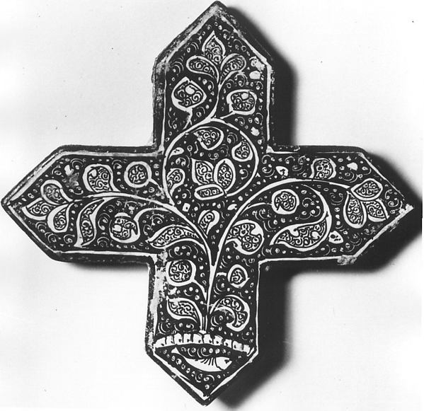 Cross-Shaped Tile by an unrecorded maker, The Metropolitan Museum of Art