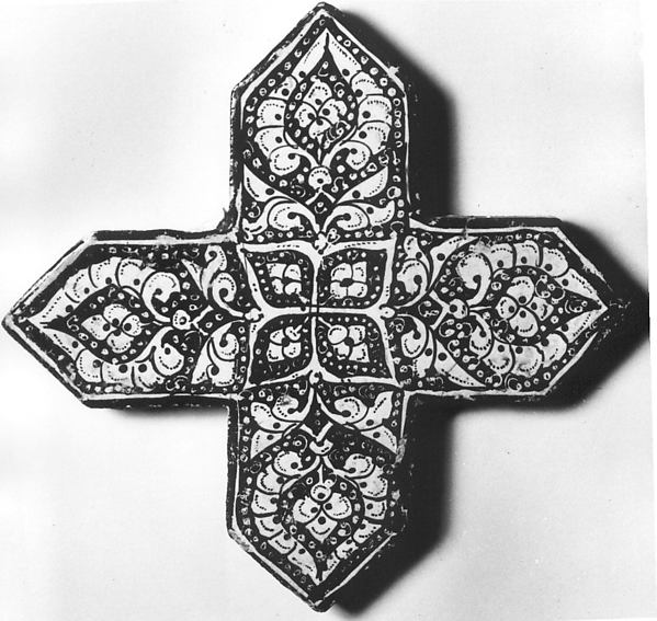 Cross-Shaped Tile by an unrecorded maker, The Metropolitan Museum of Art