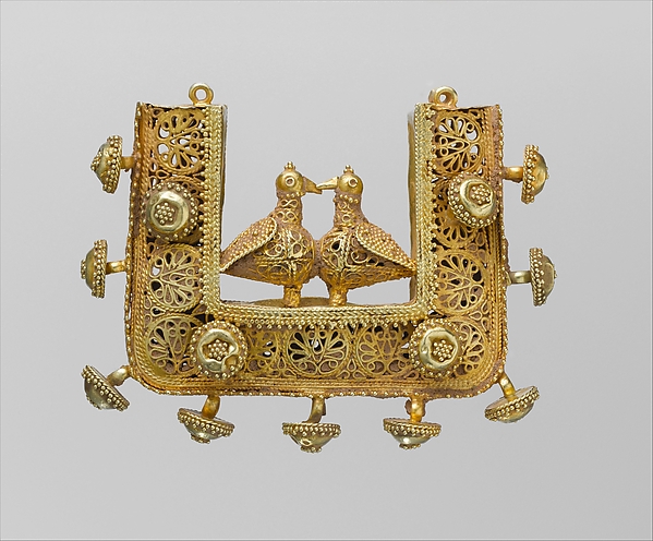 Earrings and Pendant by an unrecorded maker, The Metropolitan Museum of Art