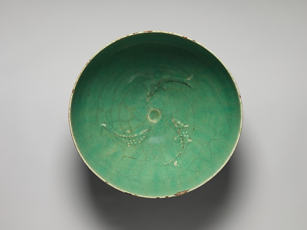 Bowl with Fish Motifs