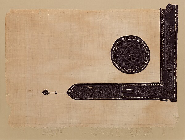 Fragment with Roundel and L-Shaped Band with Interlace Ornament by an unrecorded maker, The Metropolitan Museum of Art