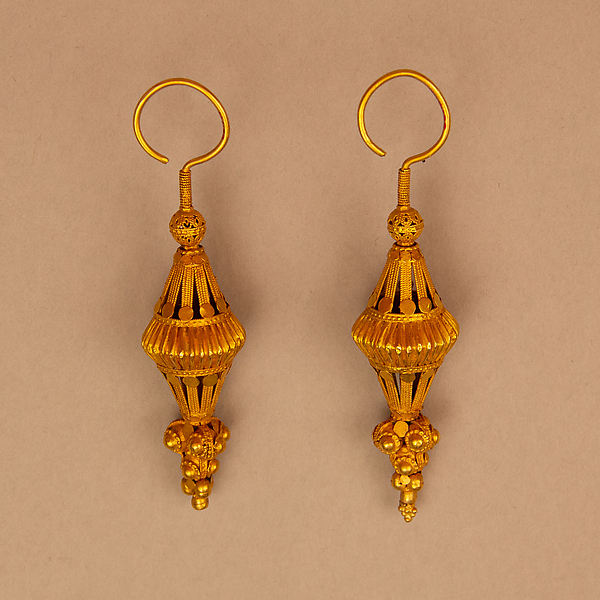 Earring, One of a Pair by an unrecorded maker, The Metropolitan Museum of Art