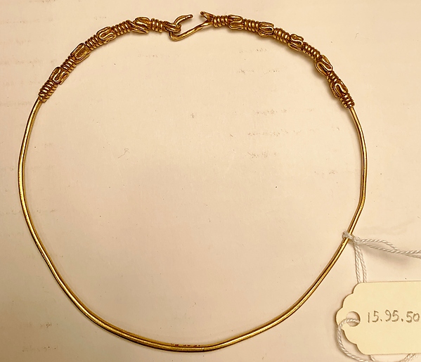 Necklet