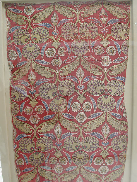 Rectangular silk fragment | Islamic | The Met