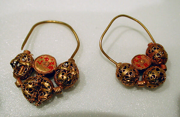 Earring, One of a Pair by an unrecorded maker, The Metropolitan Museum of Art