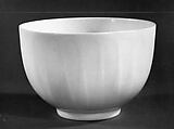 Bowl, Anni Jeppesen  Danish, Hard paste porcelain