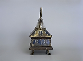 Domed Reliquary, Gilded copper, champlevé enamel, and rock crystal; wood core, German (Hildesheim)