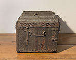 Coffer, Wood, leather, iron, Spanish