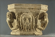 Capital with Angels Holding the Veil of Saint Veronica, with a Column, Limestone with traces of polychromy, North Italian