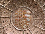 Dish with Heraldic Shield, Tin-glazed earthenware, Spanish