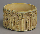 Circular Box (Pyxis) with Scenes from the Infancy of Jesus, Elephant ivory with traces of polychromy, French