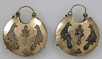 One of a Pair of Temple Pendants, with Two Birds Flanking a Tree of Life (front) and Leaf and Rosette Motifs (back), Cloisonné enamel, gold, Kyivan Rus’