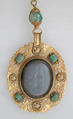 Necklace, Gold, emeralds & agate intaglio, Byzantine (?)