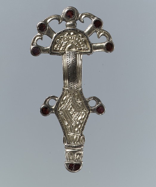 Bow Brooch
