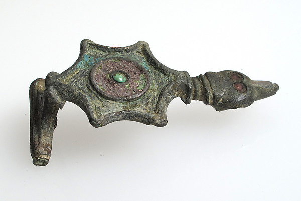 Bow Brooch by an unrecorded maker, The Metropolitan Museum of Art