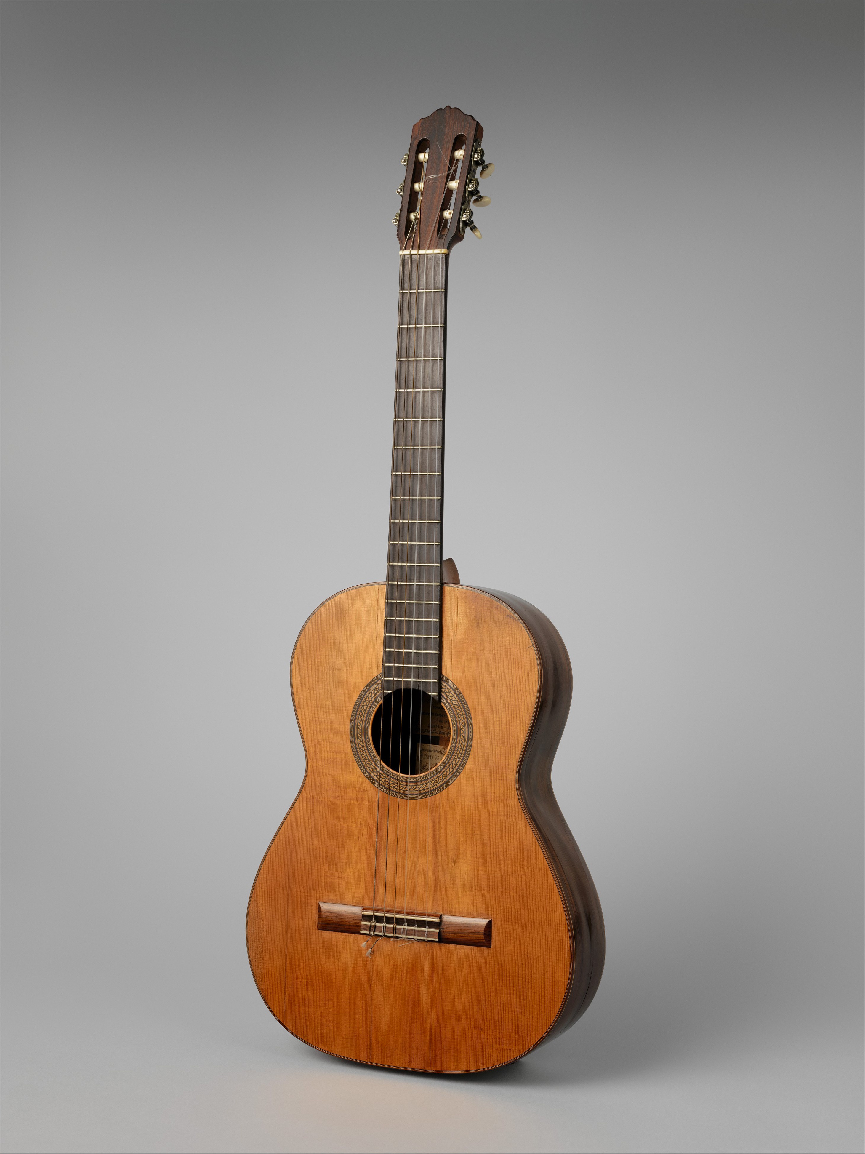 baroque guitar luthier