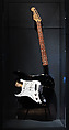 Stratocaster, left-handed, Fender, Basswood or alder, maple, rosewood, chrome, nickel, plastic