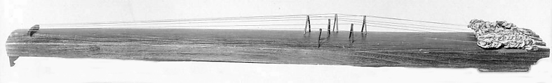 Wagon (和琴), Mizutani Kakumu (professional name: Fujiwara Mitsukazu or Kowa), Hinoki  (Japanese cypress), silk, cotton, metal, Japanese