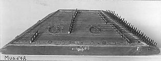 Dulcimer, wood and various materials, Spanish