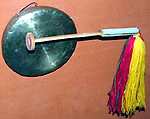 Kkwaenggwari (Gong), Brass, cord, Korean