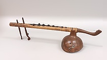 Phin phia?, Wood, probably Thai