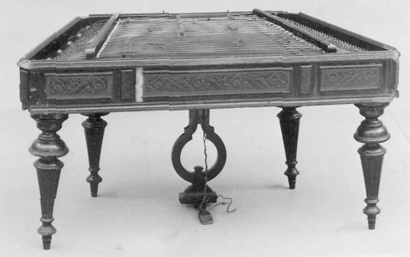 Cimbalom — view 1