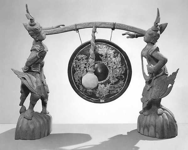 Gong — view 1