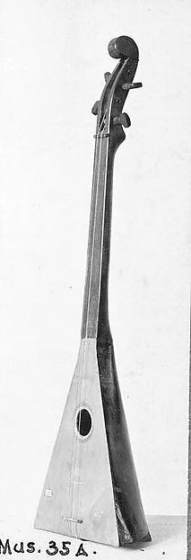 Balalaika — view 1