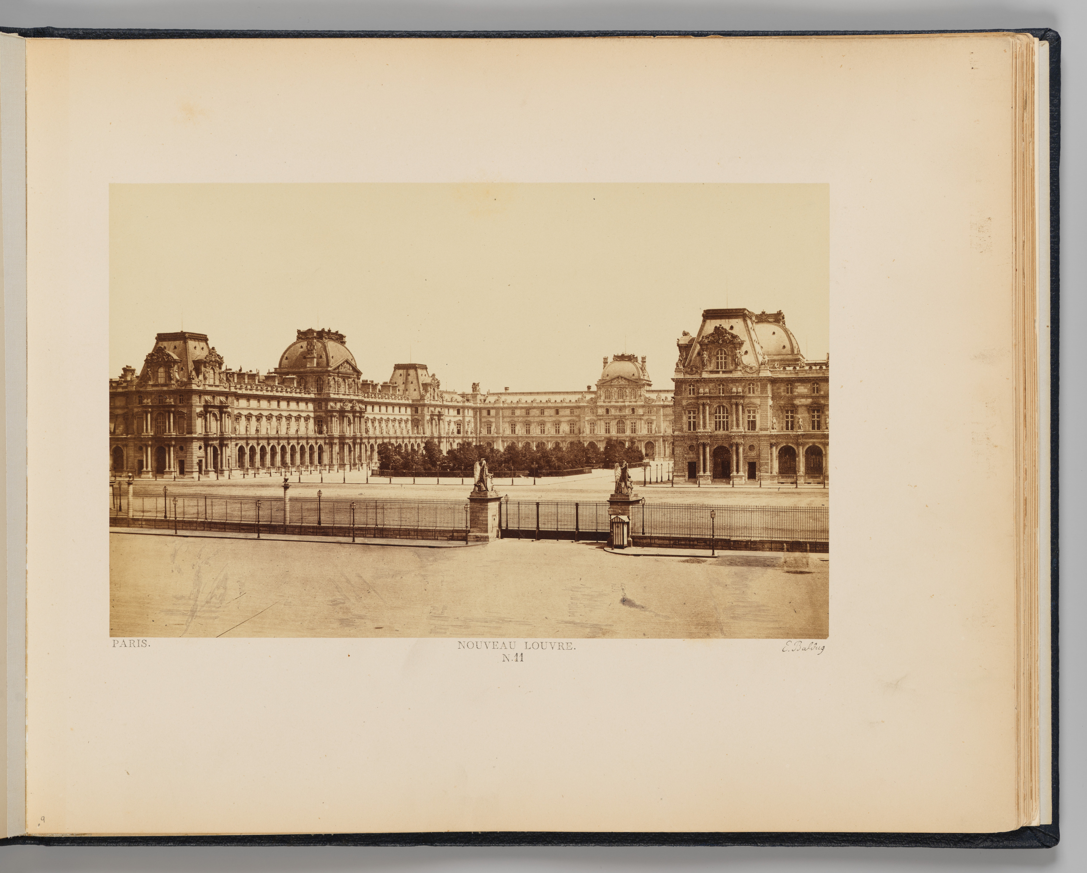 Ensemble du nouveau Louvre