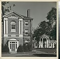 [Hebe Court, Wheaton College, Norton, Massachusetts], Walker Evans  American, Gelatin silver print