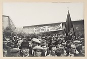 Manifestation au Mur des Fédérés, Père Lachaise, Paris, France, 1936-1939, Henri Cartier-Bresson French, Gelatin silver print