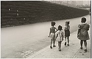 [Children with Soap Bubbles, New York City], Helen Levitt  American, Gelatin silver print