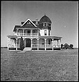 [29 Exterior Views of Midwestern Victorian House in Field], Walker Evans (American, St. Louis, Missouri 1903–1975 New Haven, Connecticut), Film negative