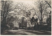 [Gothic Revival Gate], Walker Evans  American, Gelatin silver print