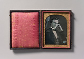 [Seated Young Man Resting Head on Fingers], Unknown (American), Daguerreotype with applied color